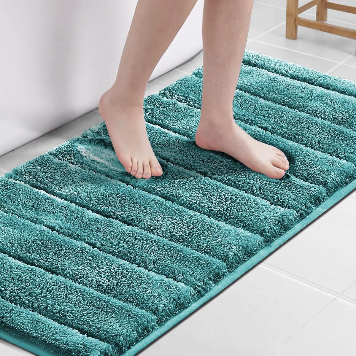 2pcs Bathroom Rugs Thick Velvet Bath Rug Super Shaggy Soft Non-Slip Water Absorbent Striped Bath Mat Quick Dry Washable Fluffy Plush Bathroom Floor Rugs for Shower PRINCEDECO